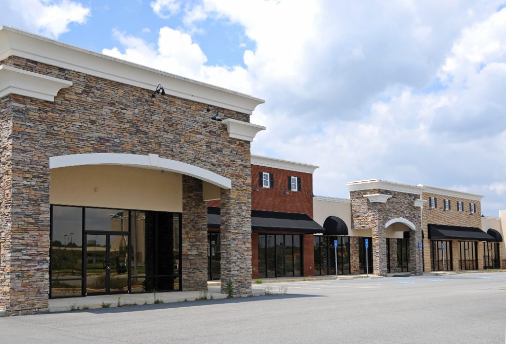 Navigating DFW Commercial Real Estate: How to Secure Financing Amid Rising Interest Rates